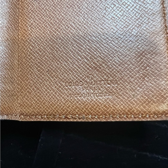 LOUIS VUITTON vintage address book or can be used as credit card holder. - Picture 5 of 8